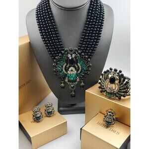 Heidi Daus “Far Cry From Shy" Crystal Scarab Jewelry - Complete Set – NIB